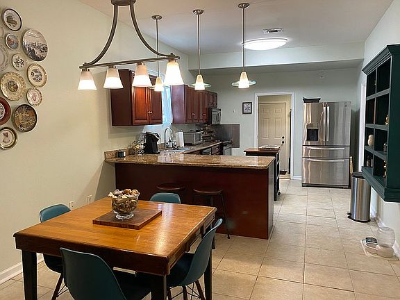 5th image of 3691 Clermont Dr