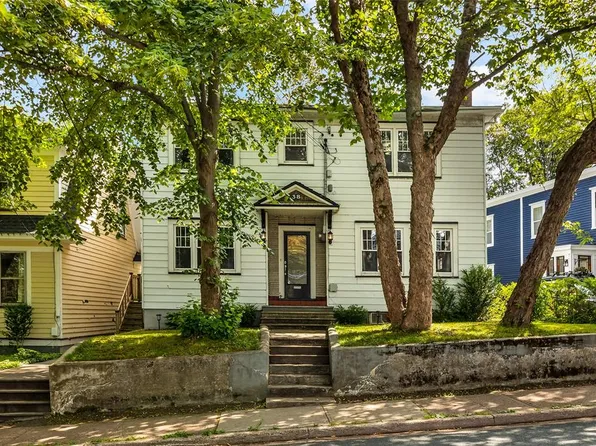 38 Forest Road, St. John's, NL A1C2C1