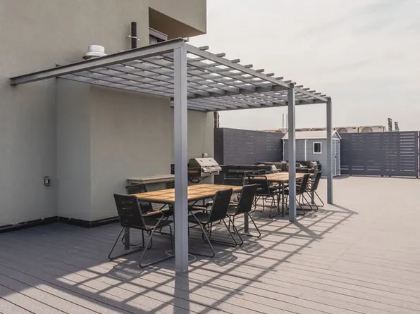 2006 Avenue V image 8 of 9