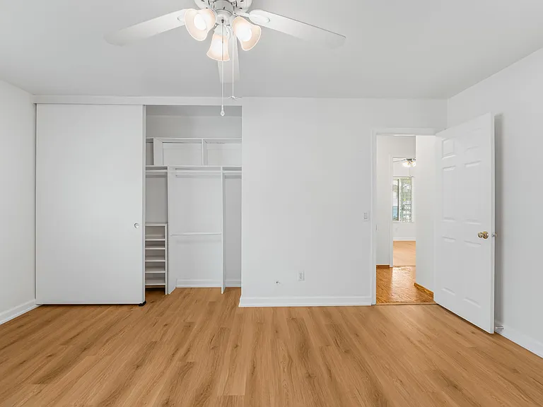 2039 Village Wood Rd — Photo 26