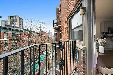 Rented by Nest Seekers International