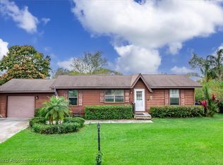 18 Notre Dame St, Lake Placid, FL 33852