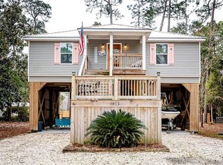 413 Chenault Ave, Dauphin Island, AL 36528