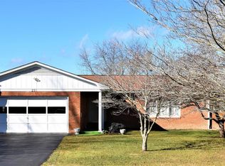139 Kearnes St, Lewisburg, WV 24901