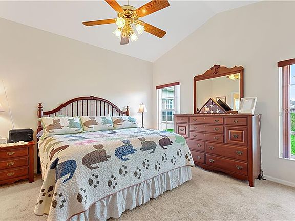 5th image of 334 High Vista Dr