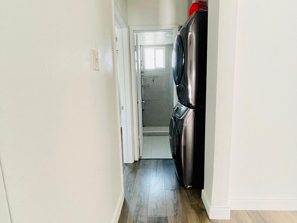 1st image of 523 King St #B