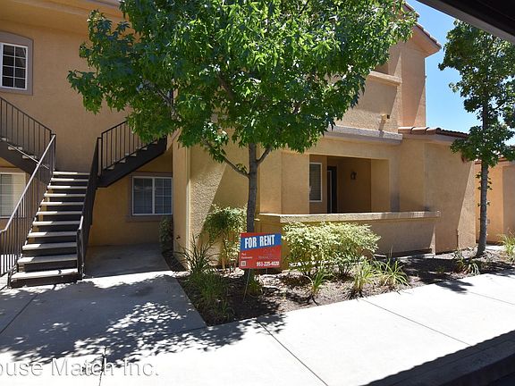 3rd image of 41410 Juniper St Unit 311