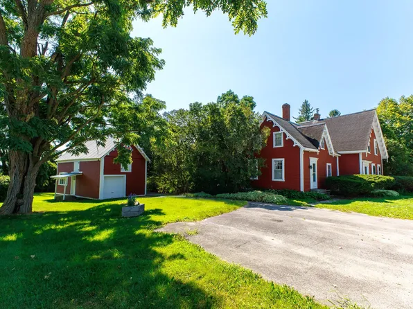 1402 Alburg Springs Road, Alburgh, VT 05440