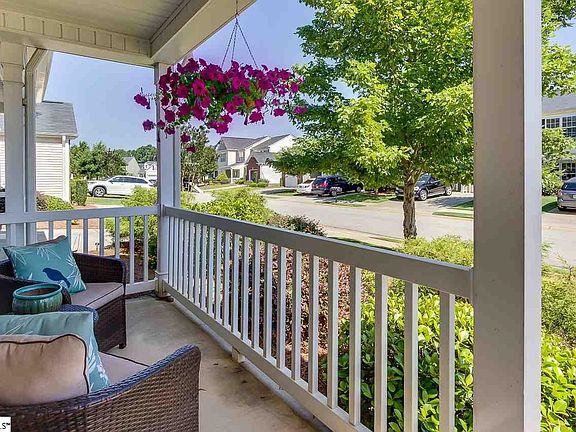 5th image of 526 Wesberry Cir