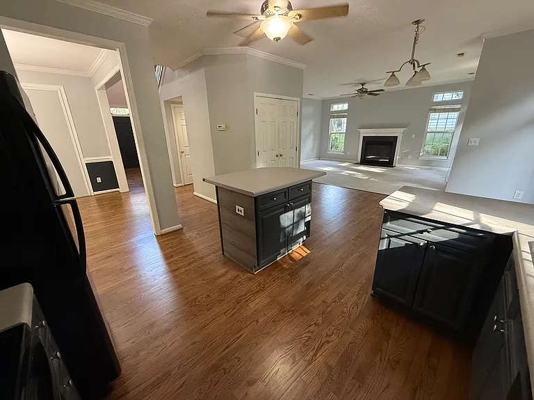 1614 Spandril Ln — Photo 7