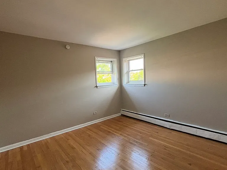 12448 Fairview Ave #2W — Photo 6