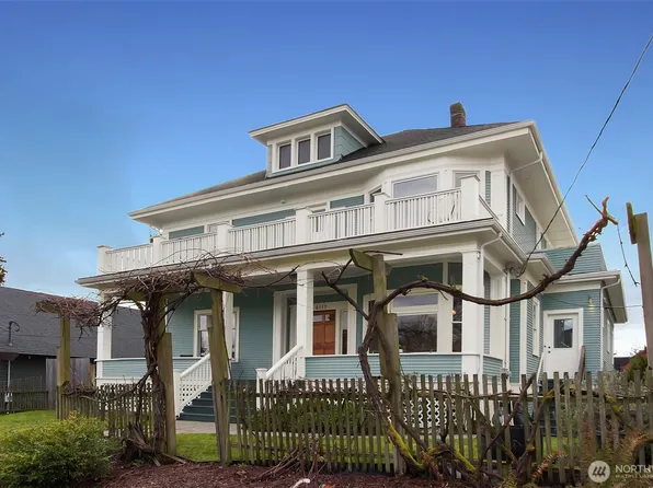 4117 Burke Avenue N, Seattle, WA 98103
