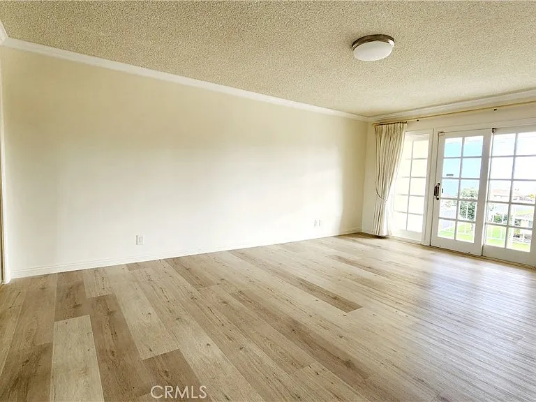 6327 Sattes Dr — Photo 25