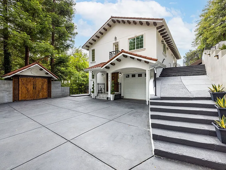 713 Wikiup Dr — Photo 7