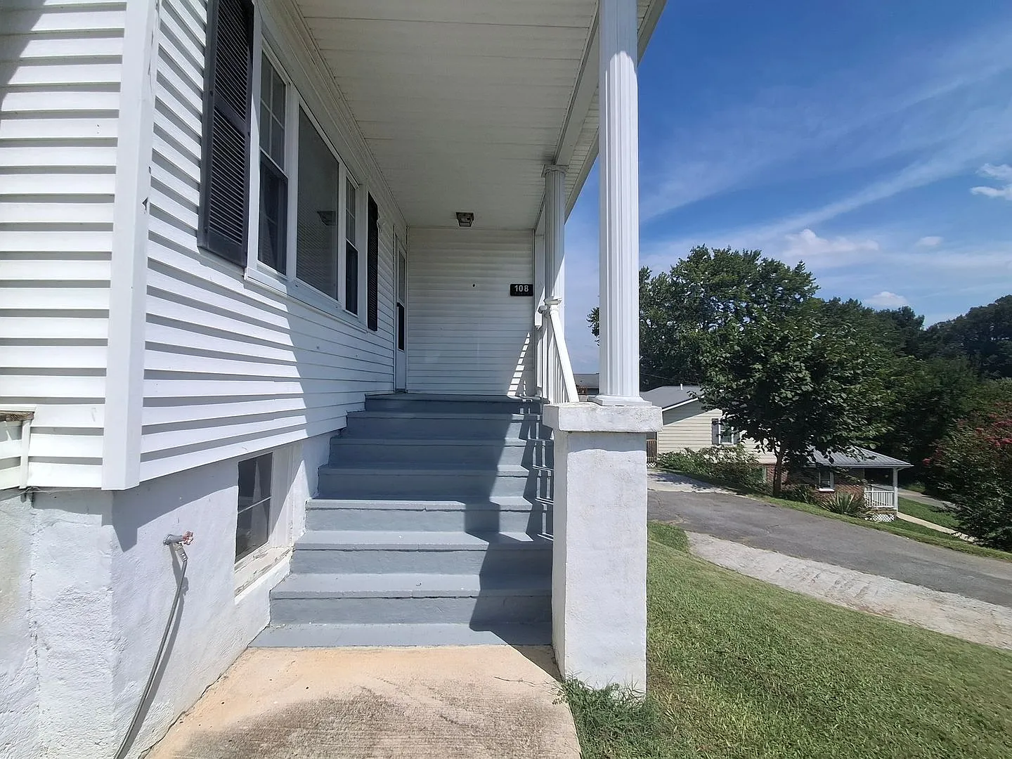 108 Click Street — Photo 3