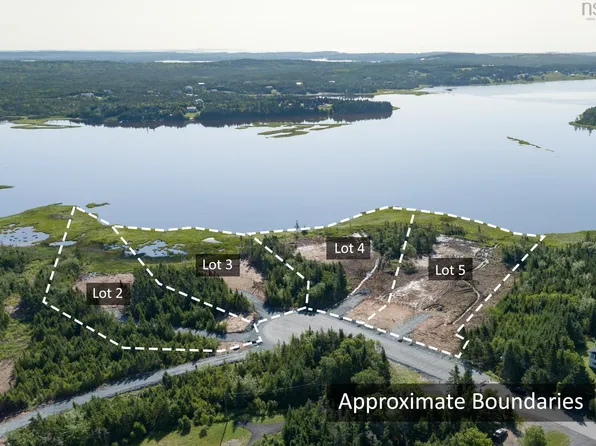 3 Maple Dr, Lawrencetown, NS B2Z 1R1