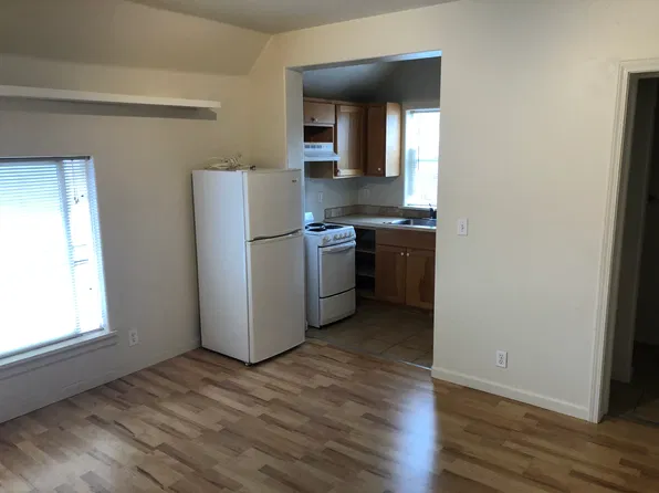 260 W 6th Ave APT 8, Eugene, OR 97401