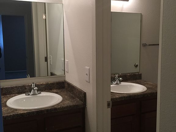 5th image of 12618 Elm Plz APT 48