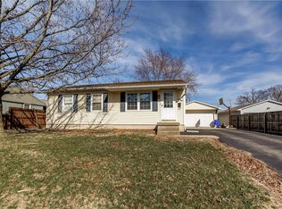 350 N Megan Dr, Decatur, IL 62522