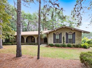 6825 Towbridge Rd, Fayetteville, NC 28306