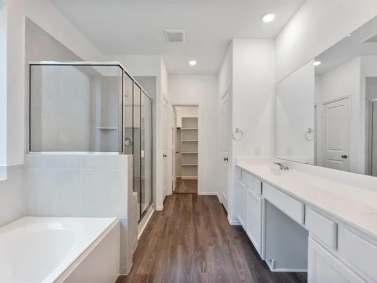 6016 Heritage Creek Ln — Photo 19