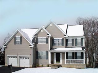 3 Colts Run Rd, Princeton, NJ 08540