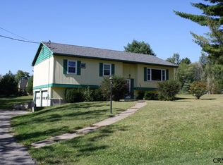 182 Proper Rd, Gloversville, NY 12078