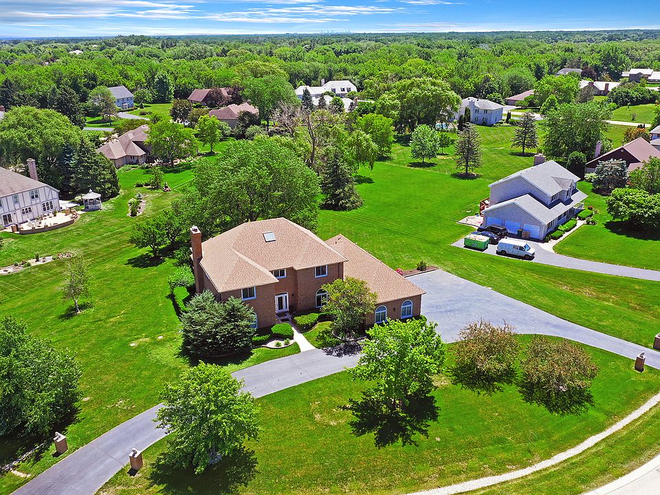 54 Seneca Ave W, Hawthorn Woods, IL 60047 Zillow