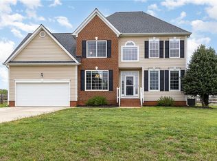 4905 Homestead Dr, Mebane, NC 27302