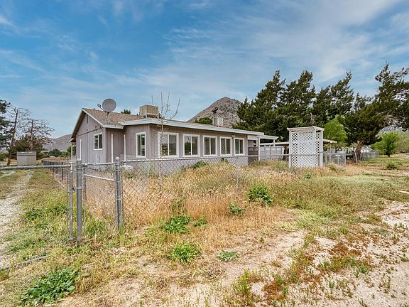 2nd image of 8119 Tamarisk Rd