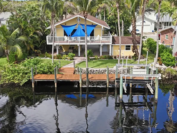 690 SW Salerno Rd, Stuart, FL 34997