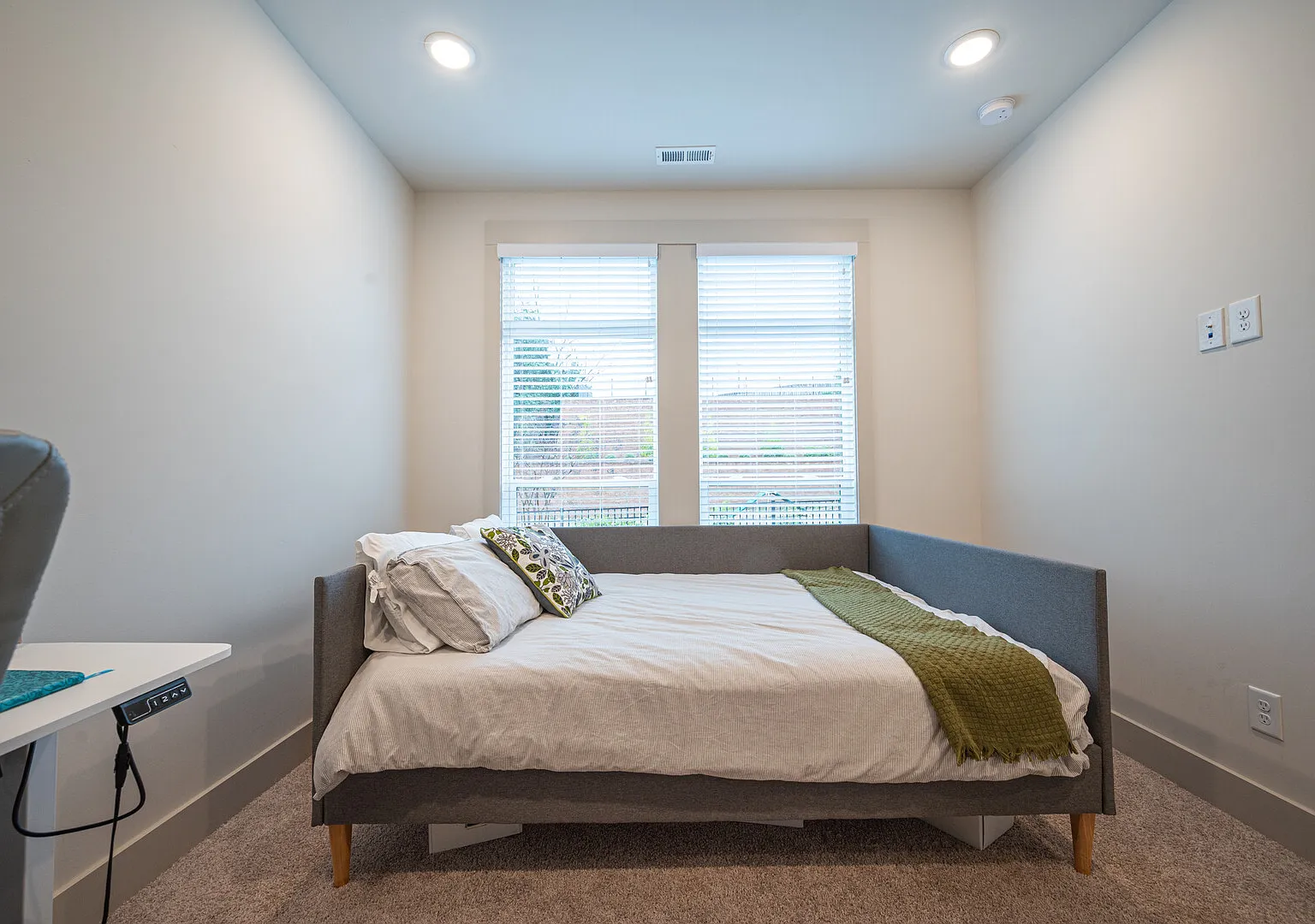 1112 Wesley Terrace- Sky Terrace Towns — Photo 3