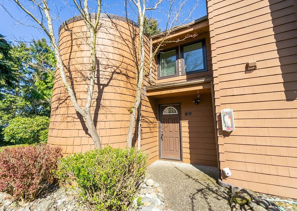 New Exterior Photo