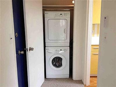 Maytag Washer/Dryer in unit