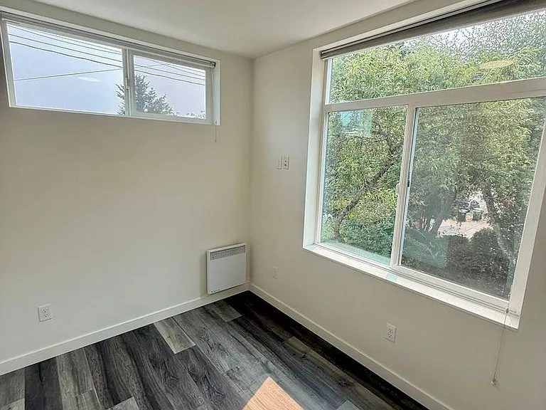 5203A Ravenna Ave NE — Photo 17