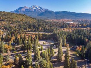 1420 Cedar View Ln, Mount Shasta, CA