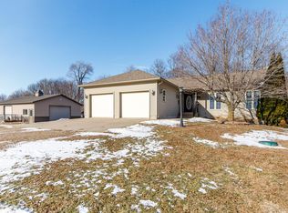 73561 113th St, New Providence, IA 50206