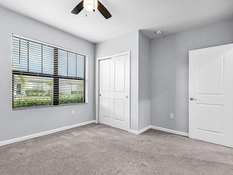 16033R Beachberry Dr — Photo 13