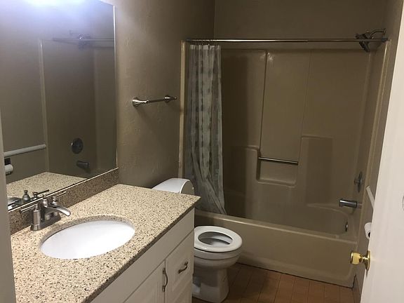5th image of 734 Schoen St APT A