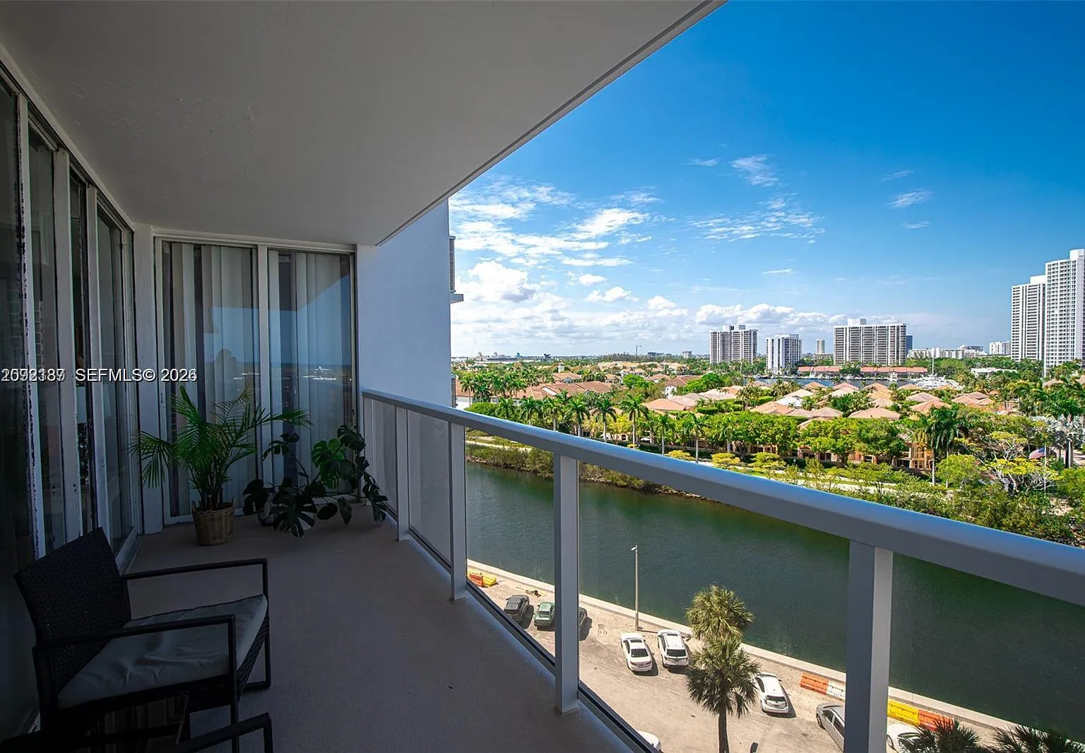 Flamenco Condo Tower I — Photo 1