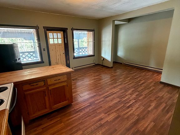 5th image of 200 S Sharp St #8
