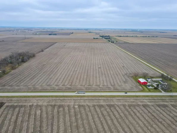 1565B W 9000 North Rd, Manteno, IL 60950