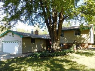 19837 Highview Ave, Lakeville, MN 55044
