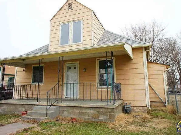 106 NE Chandler St, Topeka, KS 66616