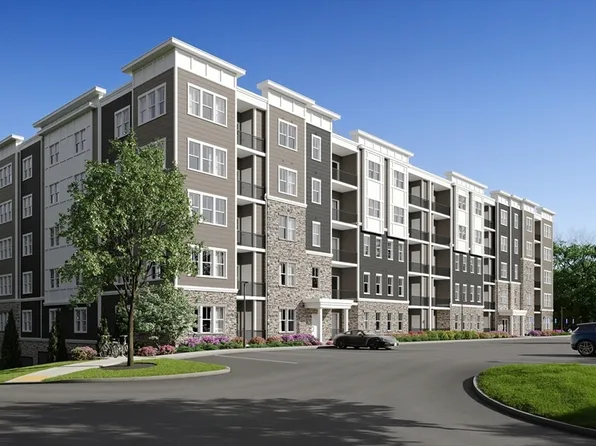 30 Coppersmith Way #403, Canton, MA 02021