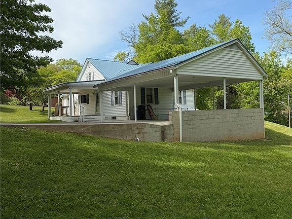 5th image of 272 Ballpark Road