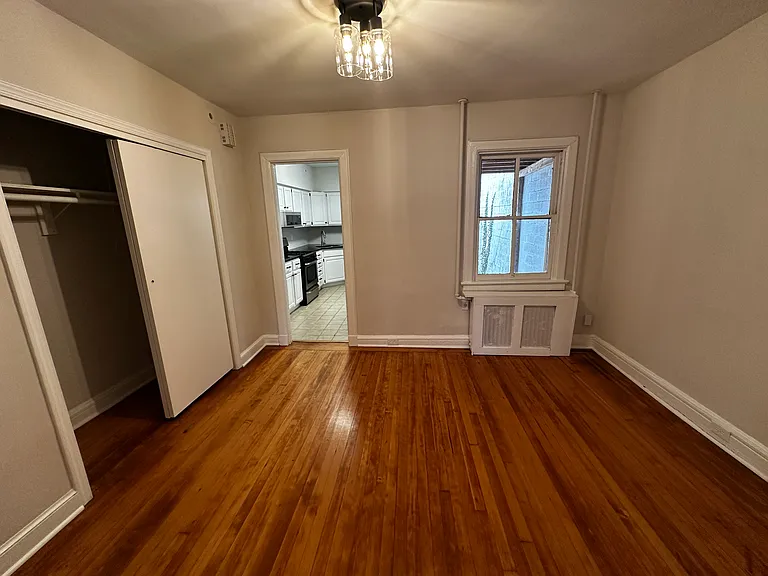 525 11th St SE — Photo 9