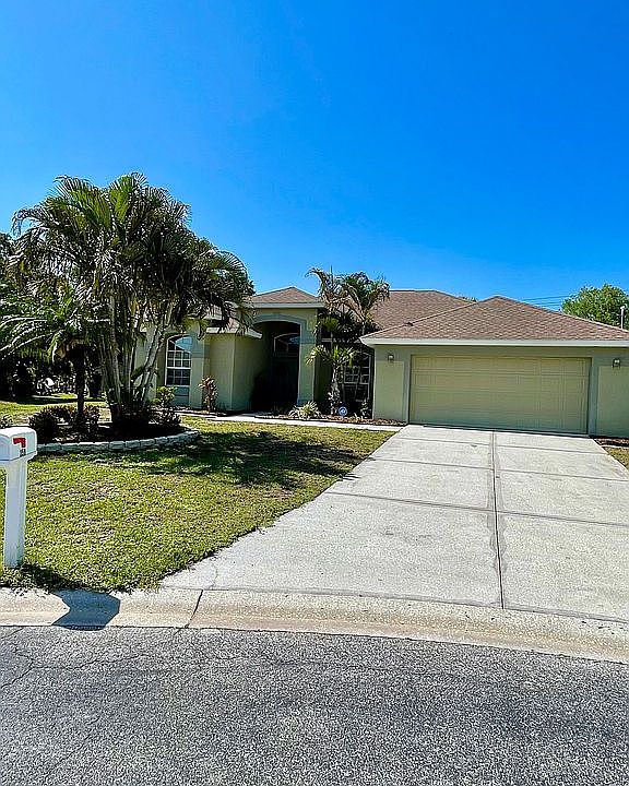 1st image of 359 Penrose Cir