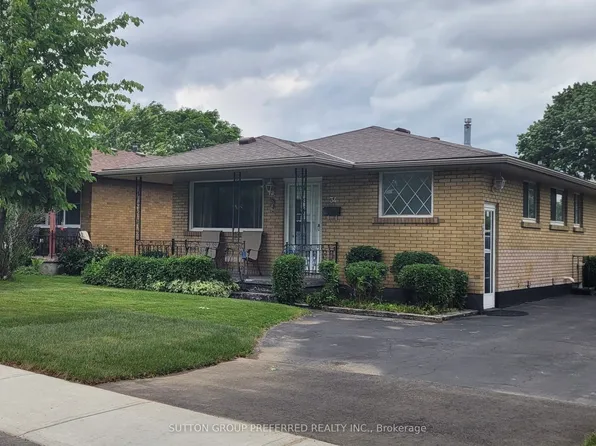 34 Wexford Ave, London, ON N5V 1L7