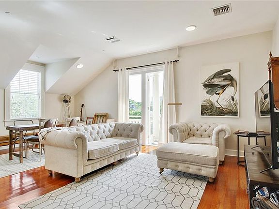 5th image of 1403 Toledano St APT D